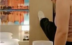 【桃子】捆绑刑虐骚贱奴 JS250605-40