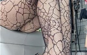 【小炸串】亲妈用脚踩设你    250603-16