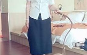 【曼婷】鞭打强制舔脏鞋 JS250603-15