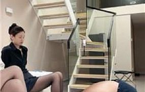 【晨颜】双S-强迫喂食呕吐物-高跟美腿踩【双视角版】 bf54095