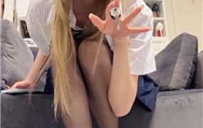 【酒鸽】制服jk黑丝高跟    250527-4