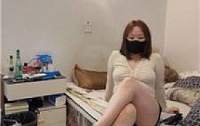 【佳佳】铆钉高跟全体重踩踏 bf53881