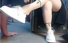 【熙童】脏小白鞋脚丫踩虐 JS250527-3