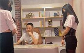 【伊晨】姐妹花秘书玩弄老板 bf54846