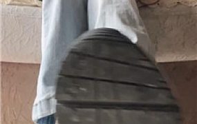 【婉婉】进来被主人踩    250619-27