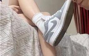 【樱木花椒】耐克鞋白袜玉足深喉插吐 bf54816