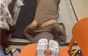 【饭饭】闺蜜甘愿做奴隶 JS250615-13