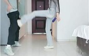 【素人开发】小白鞋连环踢裆 JS250614-48