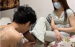 【思si】喜欢黑丝脚的纹身大哥【双视角版】 bf54463