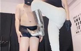 【倪小主】捆绑-电击鞭打-长靴踩虐  JS250612-12