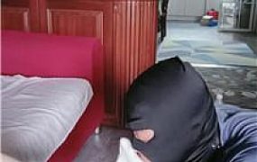 【白狐】下跪白袜玉足狂舔 JS250612-6