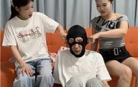 【猴哥】开发双S学生妹脏鞋白袜踩虐 bf54448