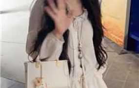 【素人抽水机】揪耳朵抽耳光-踩踏 bf54408