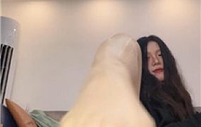 【一一】清纯女大的勾引    250607-30