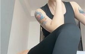 【UUs】运动后原味鞋袜辱-强迫吃呕吐物 bf54216