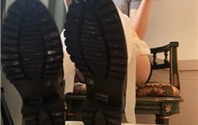 【奶豆包】女大主人小皮鞋白丝    250728-12