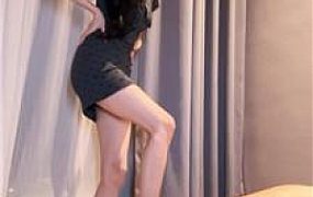 【千千】高跟凉鞋跳踩-脚耳光-踢裆 bf55875