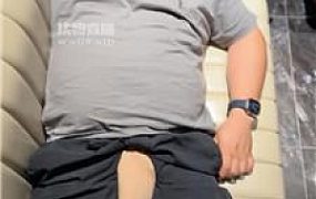 【素人小白】双S-陪酒小妹的脚下奴 JS250718-39