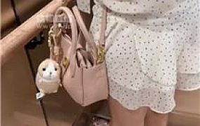 【素人挖掘机】户外开发陪酒小妹虐【上】 bf55615