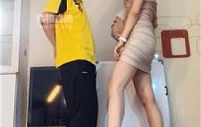 【佳佳】外卖小哥迟到的下场 bf55511