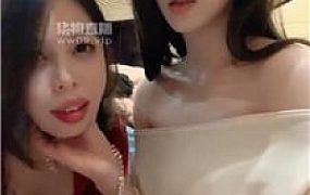 【不知名】户外楼道遛母狗【双视角版】 JS250713-36