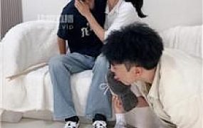 【刘二狗】情侣主-绿帽下跪舔脏鞋白袜 bf55524