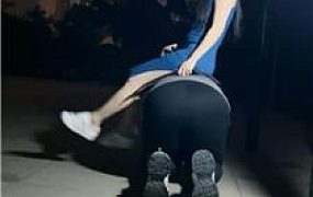 【芷镜】户外-强迫舔脏鞋-脚下踩踏喂食 bf55158