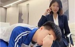 【佳佳】御姐S羞辱玩虐高中生 bf55093