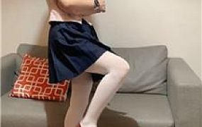 【海棠学生主】抽耳光-皮鞋白丝虐 bf54983