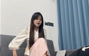 【雨晴】粗高跟碾压踩贱奴 JS250831-42