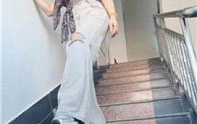 【凤主大大】户外处刑-从楼道到天台 bf56989