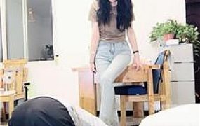 【诗琪】御姐S居家教训兄弟两 JS250825-35