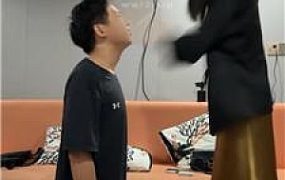 【王哥】手脚并用抽耳光-跳踩【上】 JS250825-51