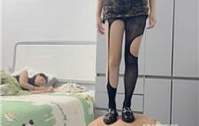 【泡泡】当着闺蜜的面玩狗【双视角版】 bf56804