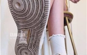 【画画】盯炸    250821-8