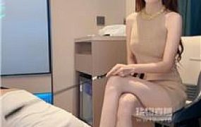 【小艾】车模高跟美腿虐杀 bf56738