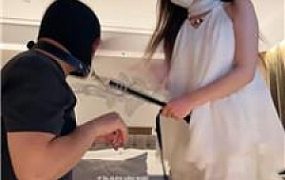 【芭妮】捆绑强制滴蜡-脚喂酸奶-抽耳光 JS250819-13