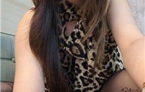 【白鸽】猛吸香水脏鞋底交作业    250813-4