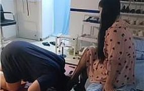 【大幂幂】高跟黑丝美腿踩虐【双视角版】 JS251006-32