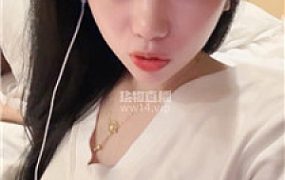 【汀兰】牛仔裤美臀绿帽    250926-20