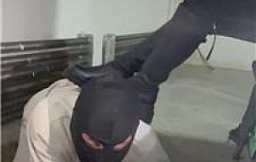 【77夫妻】车库内-长靴白袜玩贱奴 JS250926-6