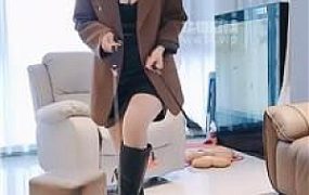 【阿雅】长靴肉丝脚玩虐踢踹 JS250926-8