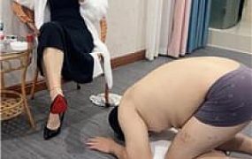 【小鱼崽】白袜妹妹玩虐贱奴【双视角版】 JS250922-48