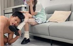 【小饭团】学生妹小皮鞋白袜踩【双视角版】 bf57518