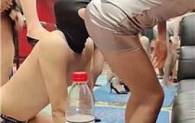 【小姨】双S-寂寞少妇高跟碾压踩虐【双视角版】 JS251021-30