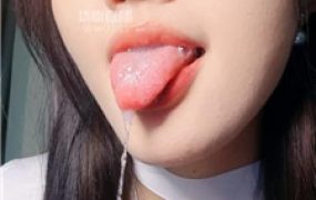 【猫S】口水美臀裸足    251015-45