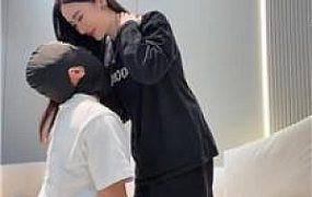 【深圳风吟】胯下羞辱-小白鞋白袜踩虐 bf58996