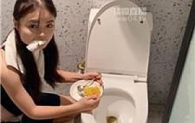 【南烟】喜欢舔马桶的母狗 JS251103-30