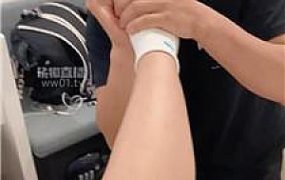 【台湾婲】可爱白袜小妹虐刑狗 JS251012-33