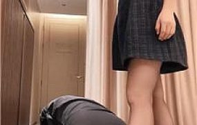 【毛绒月亮】偶遇大学同学后把他玩成狗 bf58085